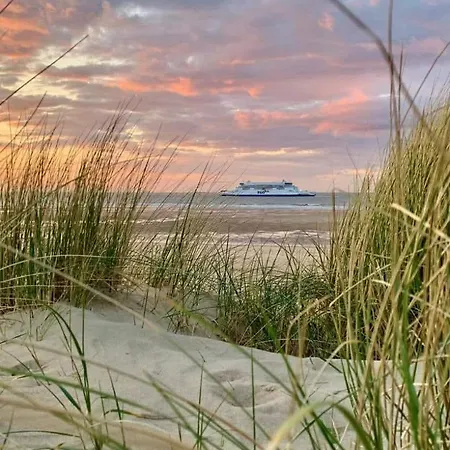 La Bulle Ensablee アパート サンガット